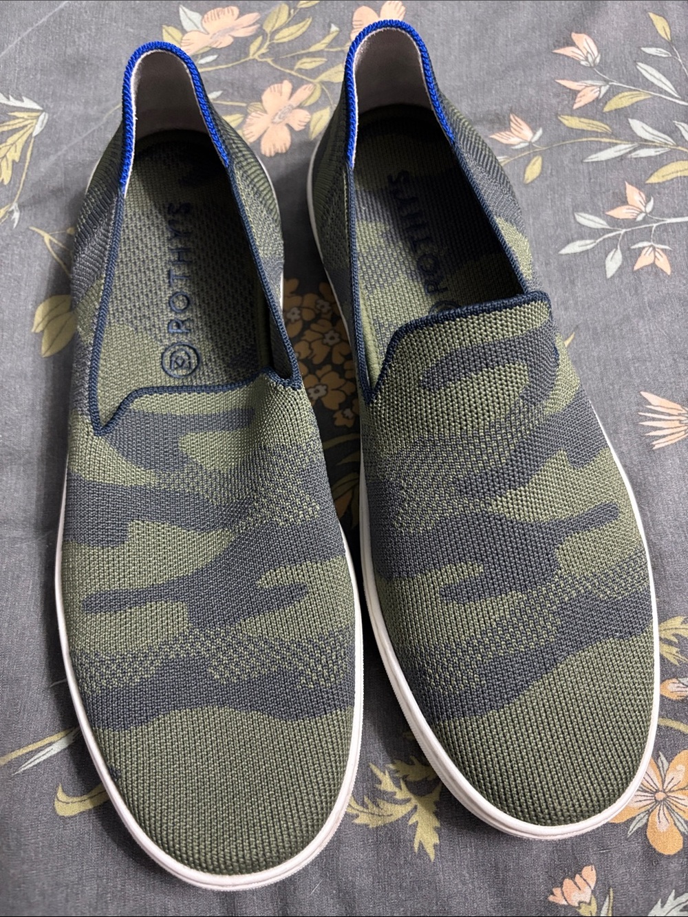 Rothy’s The Original Slip On Woven Women’s Sneaker in Green Camo Size 10